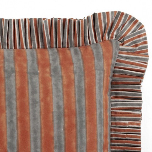  ENSEMBLE NO 1 Kissen Rusty Red 48 x 48 cm